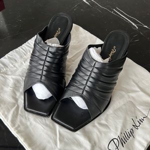 3.1 Phillip alim black leather mules